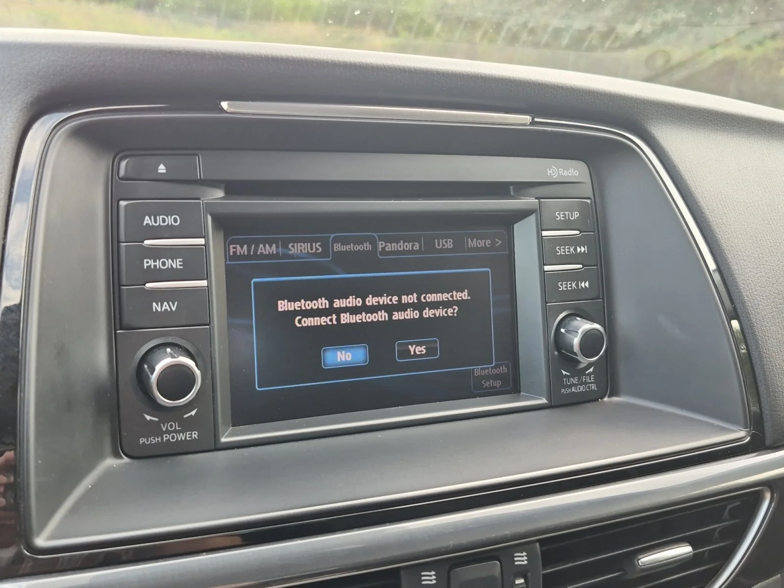 Used 2014 Red Mazda i Grand Touring image 16