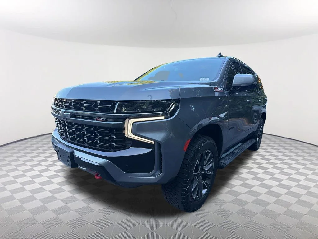 Used 2021 Gray Chevrolet Z71 image 1