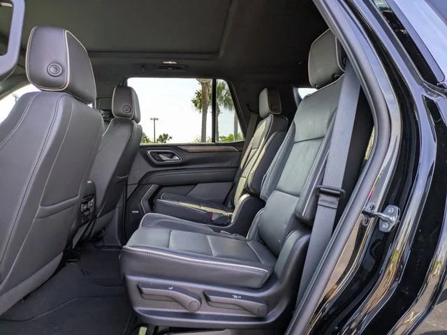 Used 2022 Black Chevrolet Premier image 16