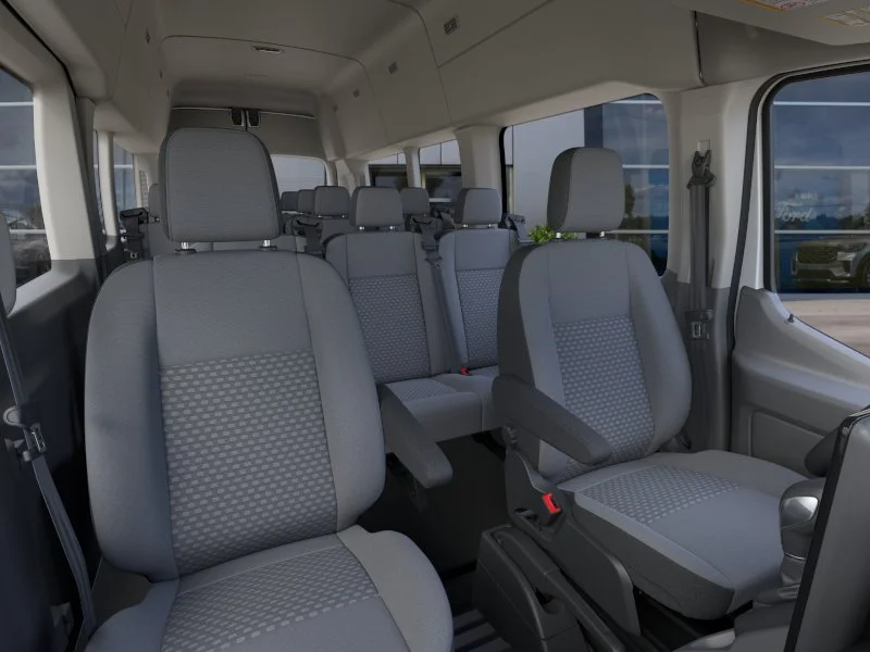 New 2026 Oxford White Ford XLT image 35