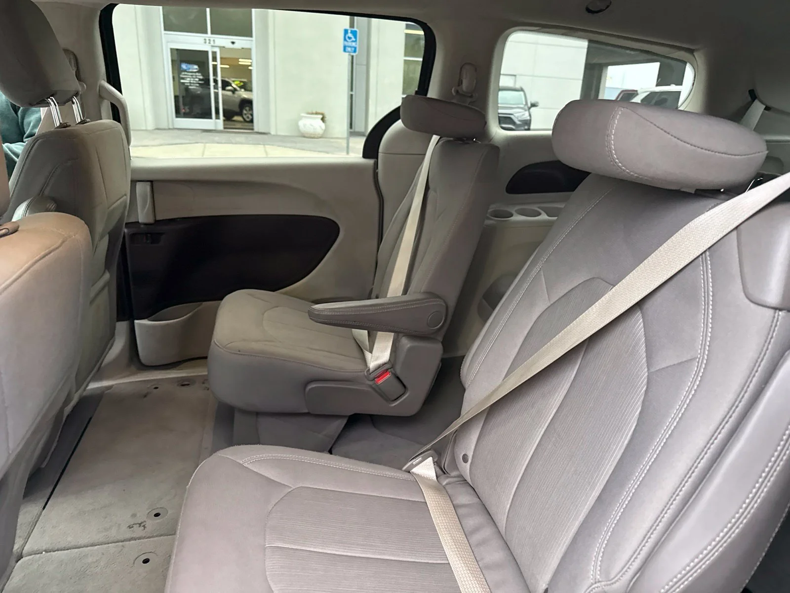Used 2021 Gray Chrysler LX image 20