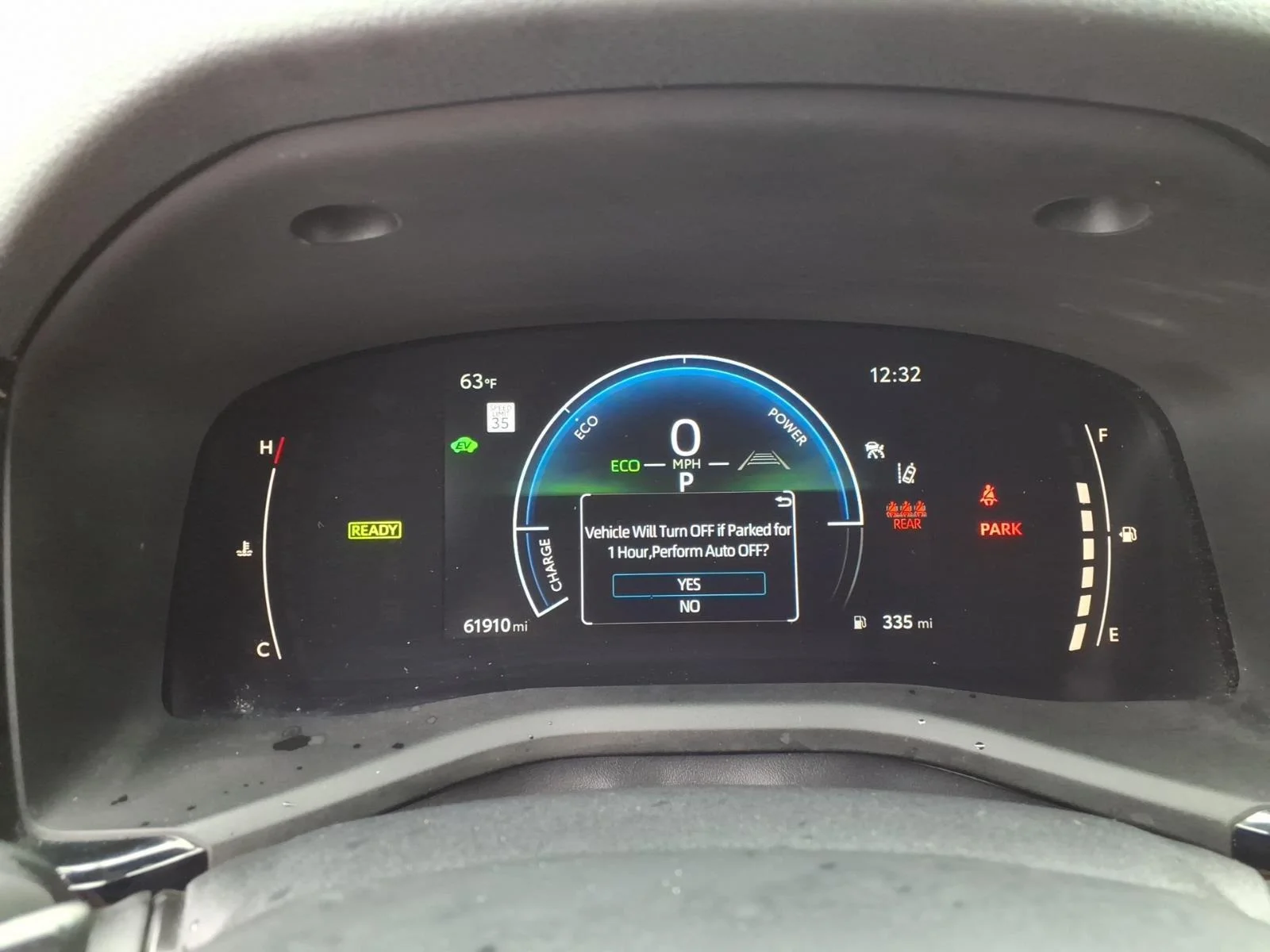 Used 2025  Toyota SE image 24