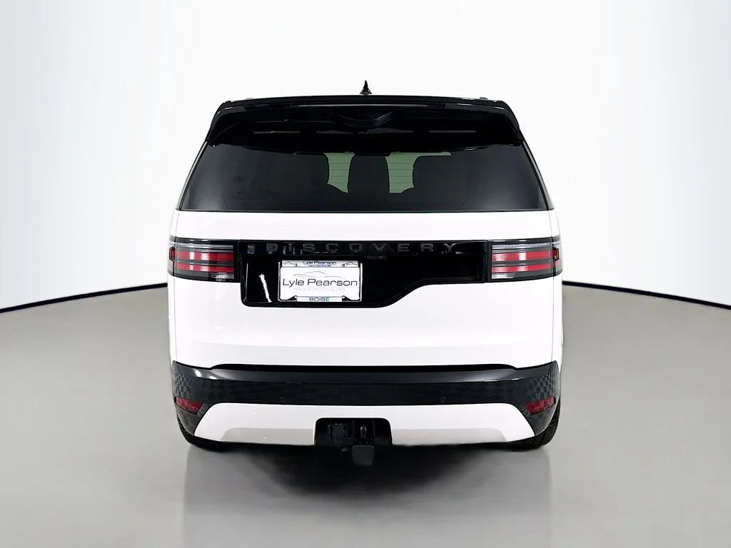 New 2026 Fuji White Land Rover Dynamic SE image 10