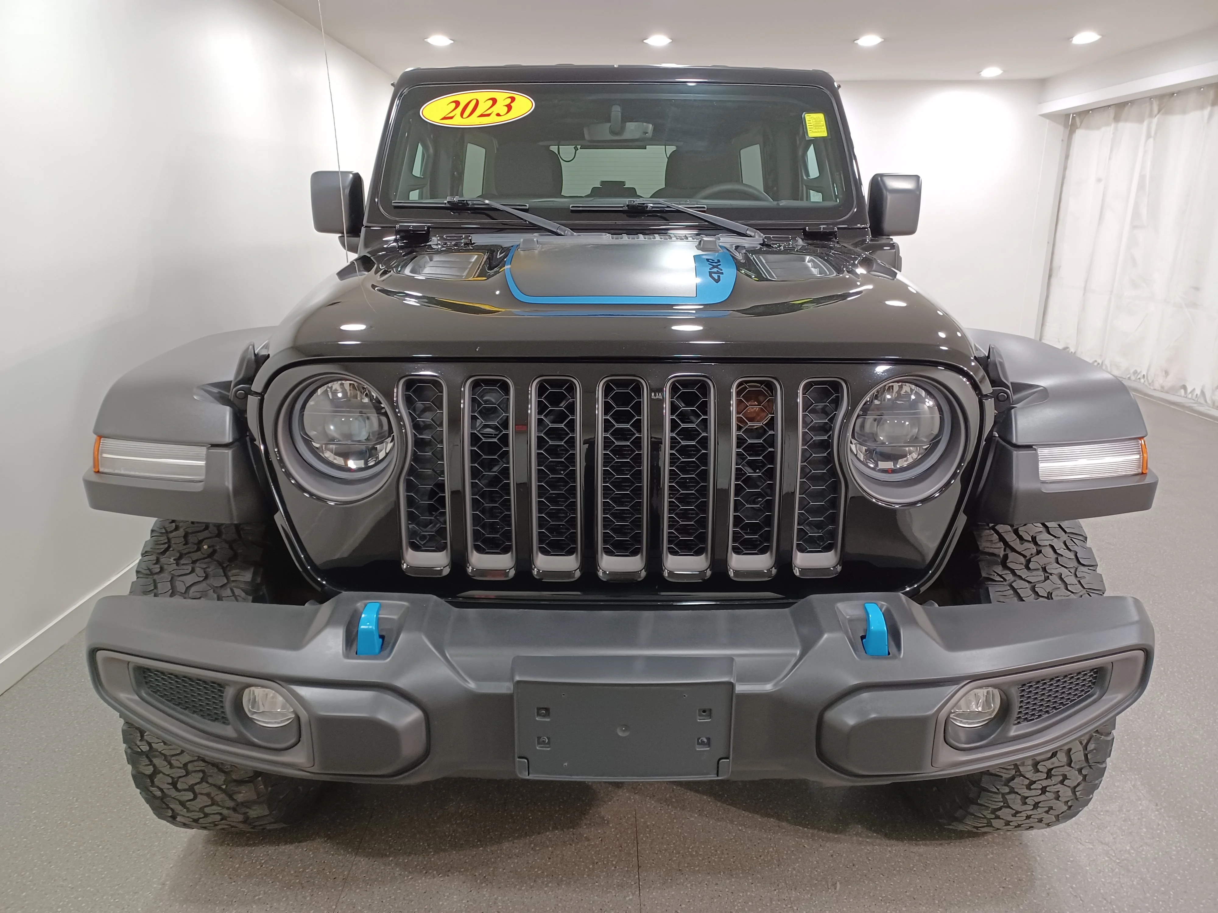Certified Used 2023 Black Jeep Rubicon 4x4*Plug In Hybrid | Nav | Remote Start | Htd Seats | Htd Wheel | CarPlay | Park Assist image 3