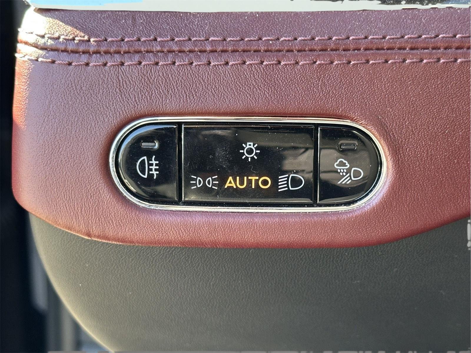 Used 2020 Beluga Bentley GT V8 image 46