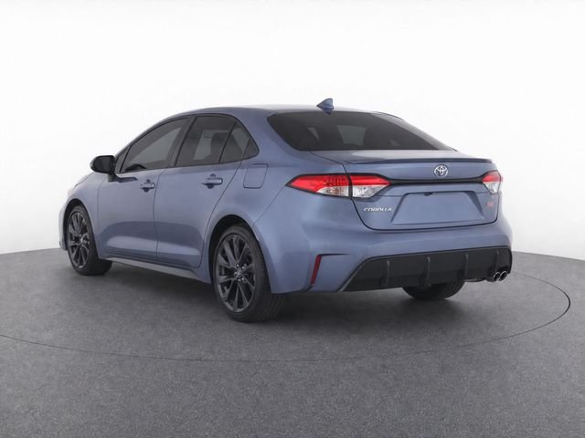 Used 2025  Toyota SE image 3