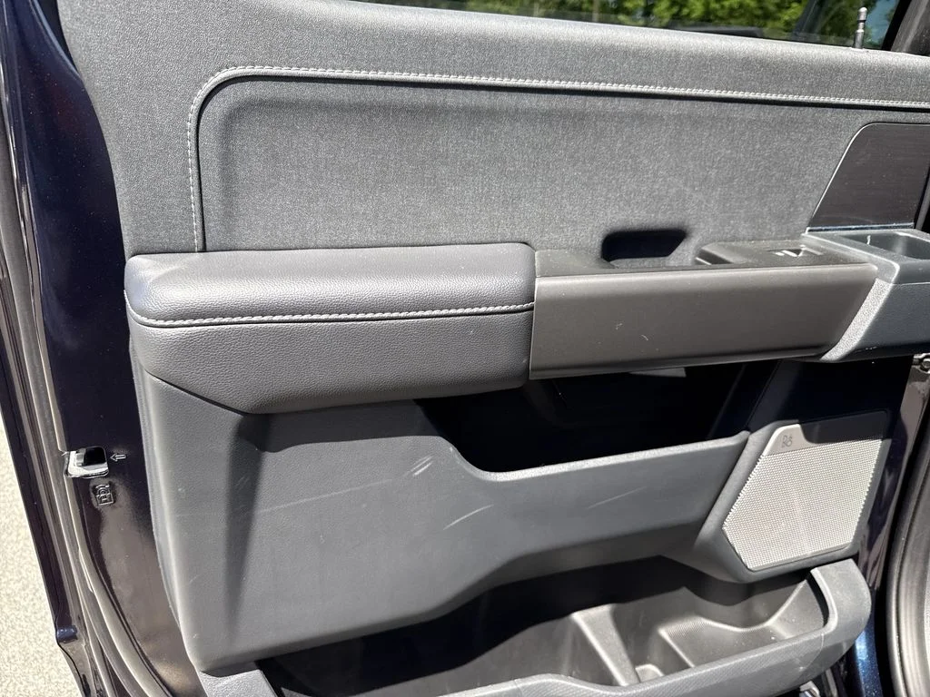 Used 2025 Blue Ford Lariat image 21