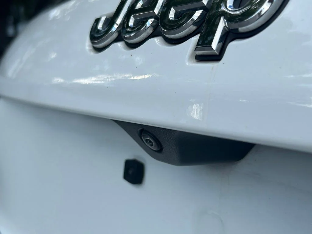 Certified Used 2024 White Jeep Latitude Lux image 44