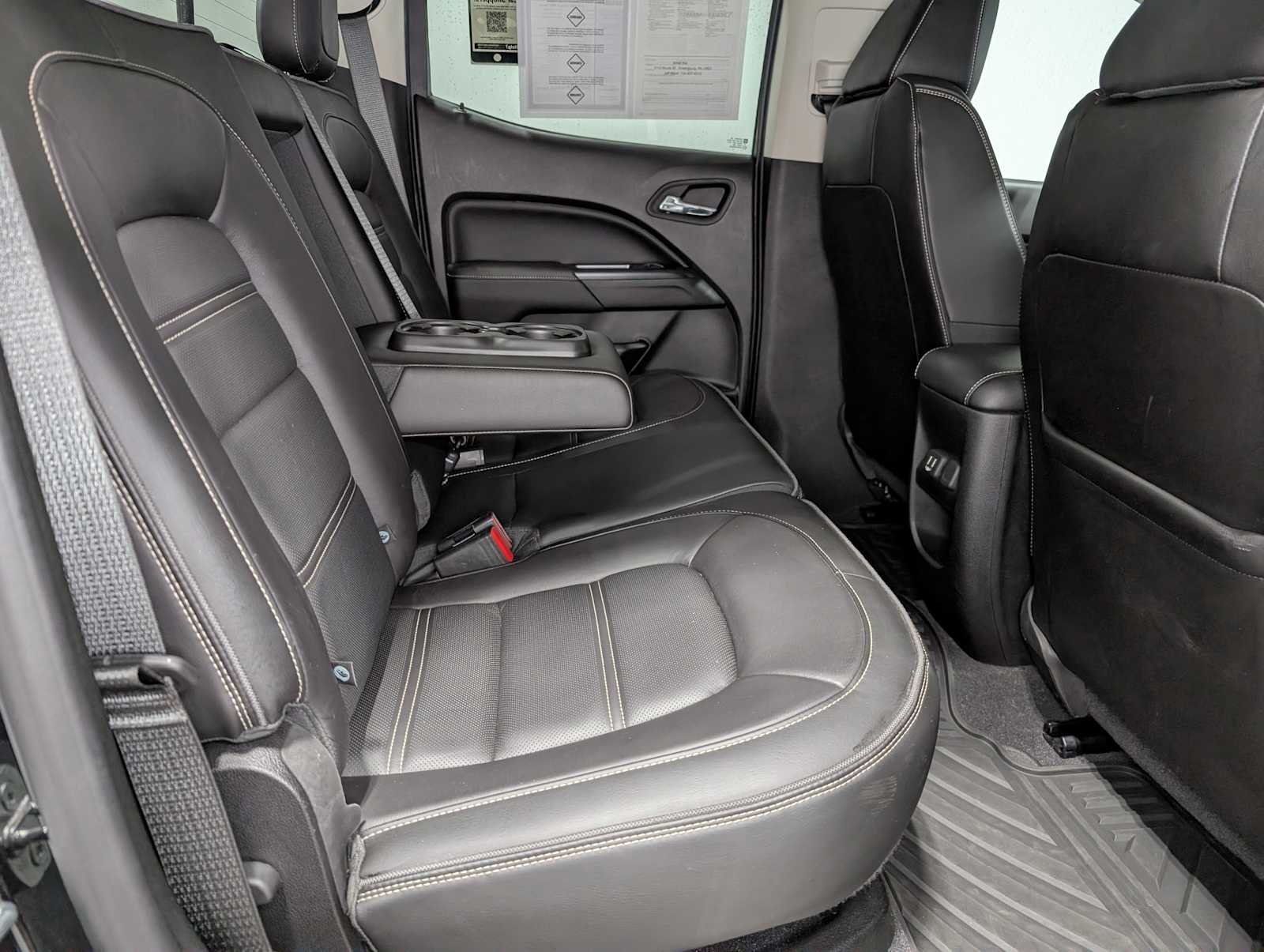 Used 2019 Onyx Black GMC 4WD Denali image 42