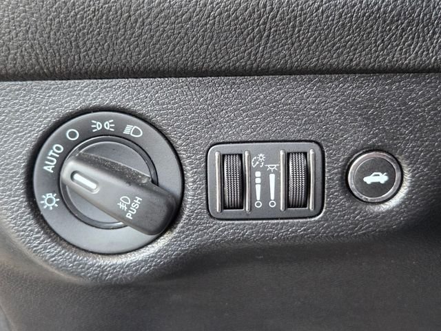 Used 2023 Gray Dodge SXT image 24