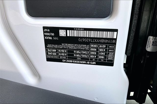 New 2026 Arctic White Mercedes-Benz Cargo 144 WB image 27