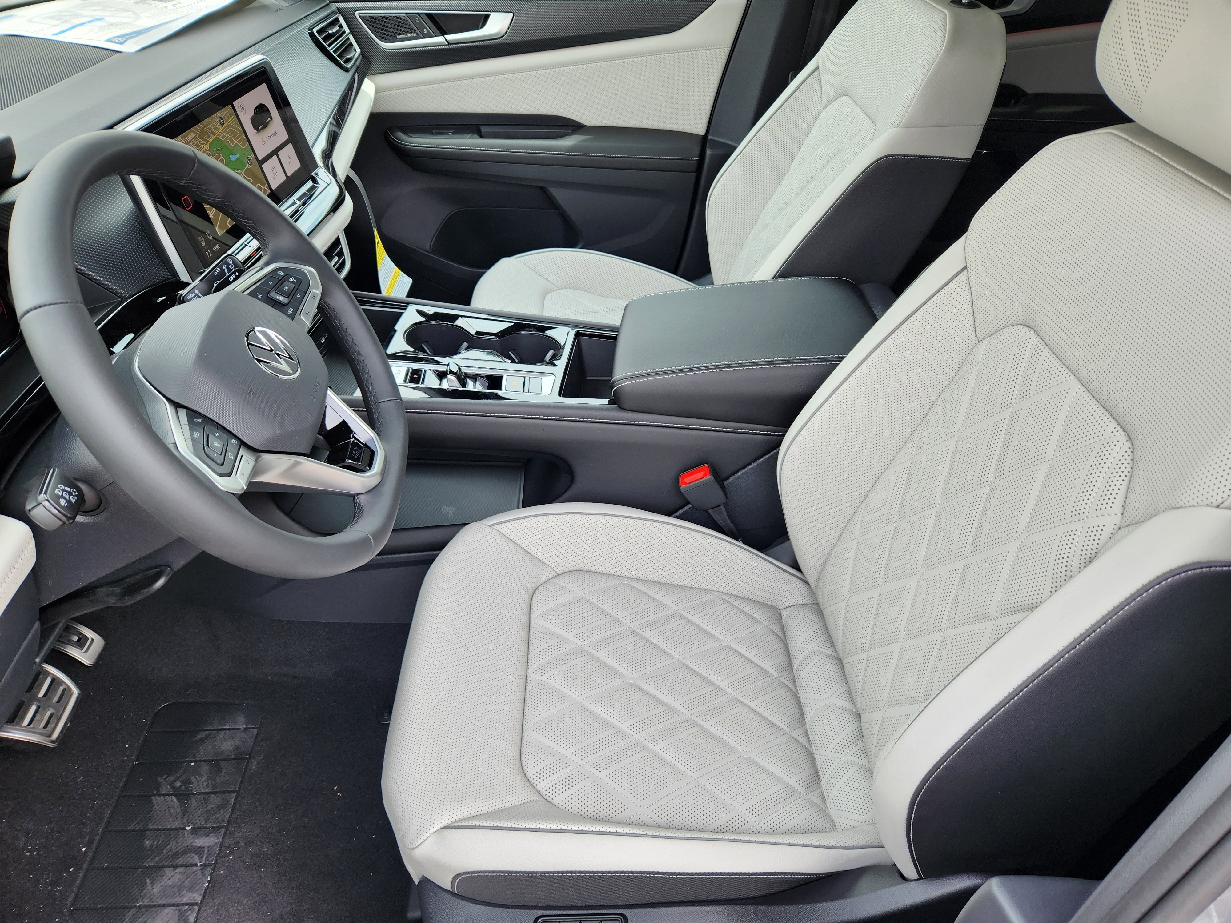 New 2026 Silver Volkswagen 2.0T SEL Premium R-Line image 10