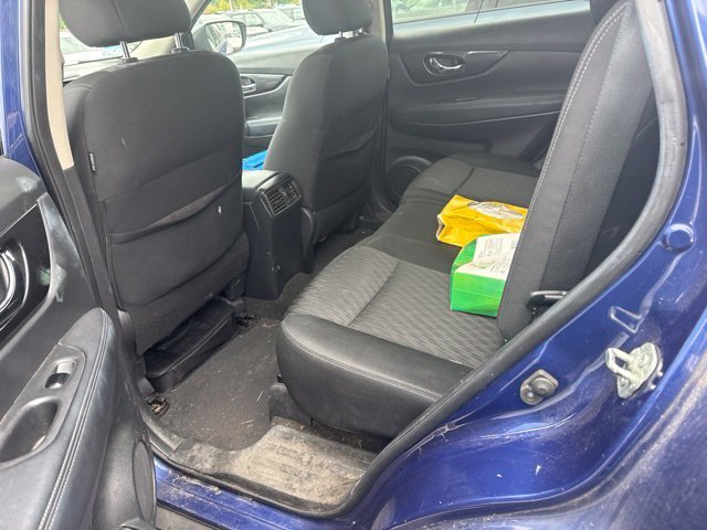 Used 2018 Blue Nissan SV image 7