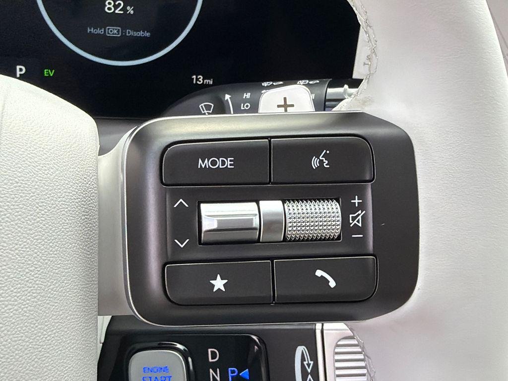 New 2026 White Hyundai Blue SEL Premium 7P image 26