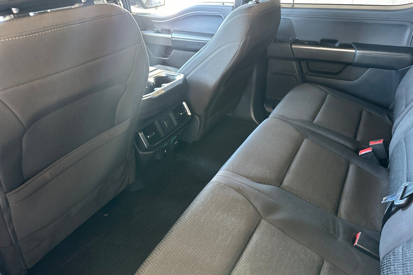 Used 2022 Blue Ford XLT image 12