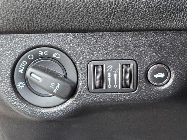 Used 2023 Gray Dodge SXT image 24