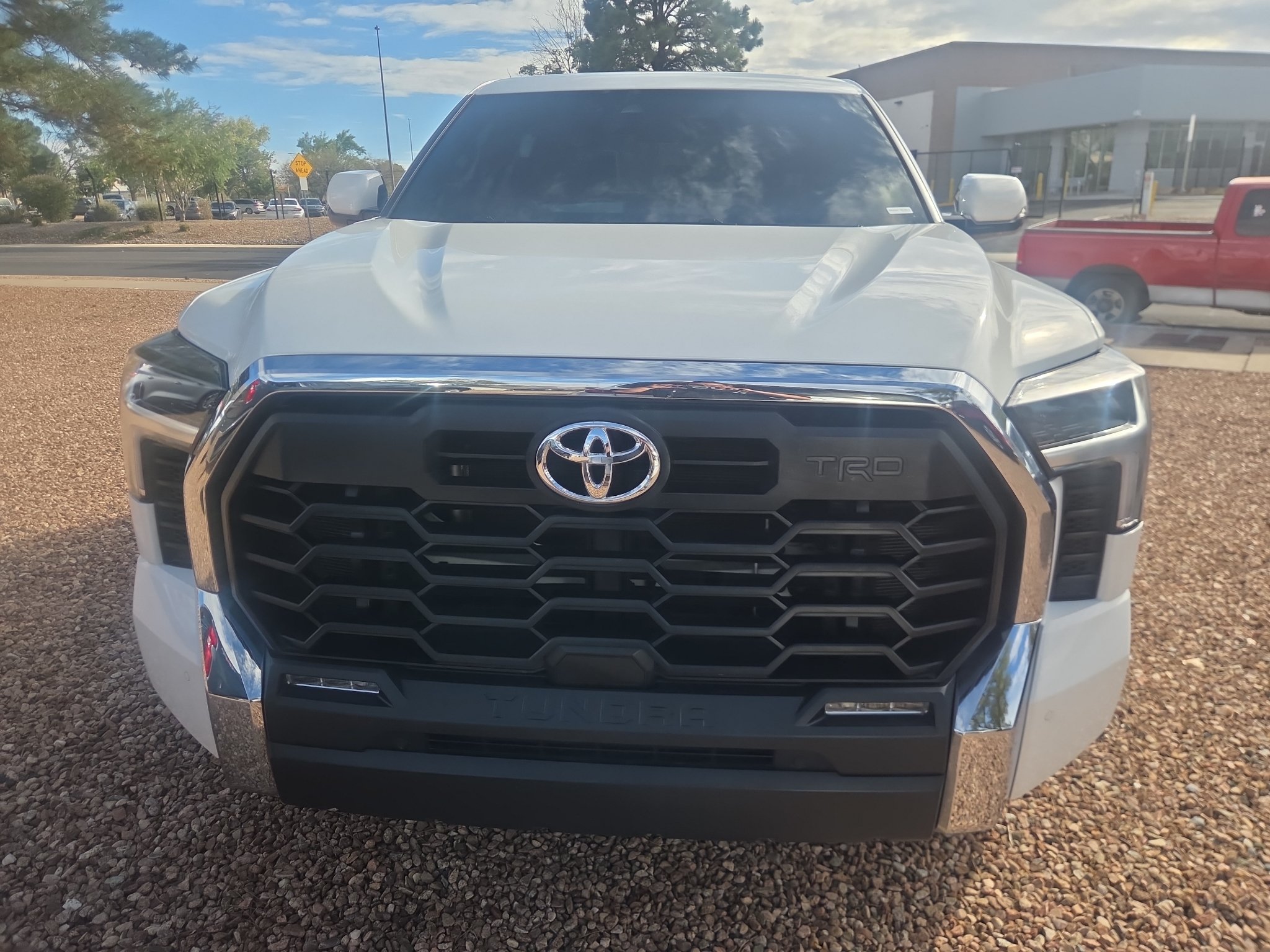 Used 2025 Ice Cap Toyota SR5 image 5