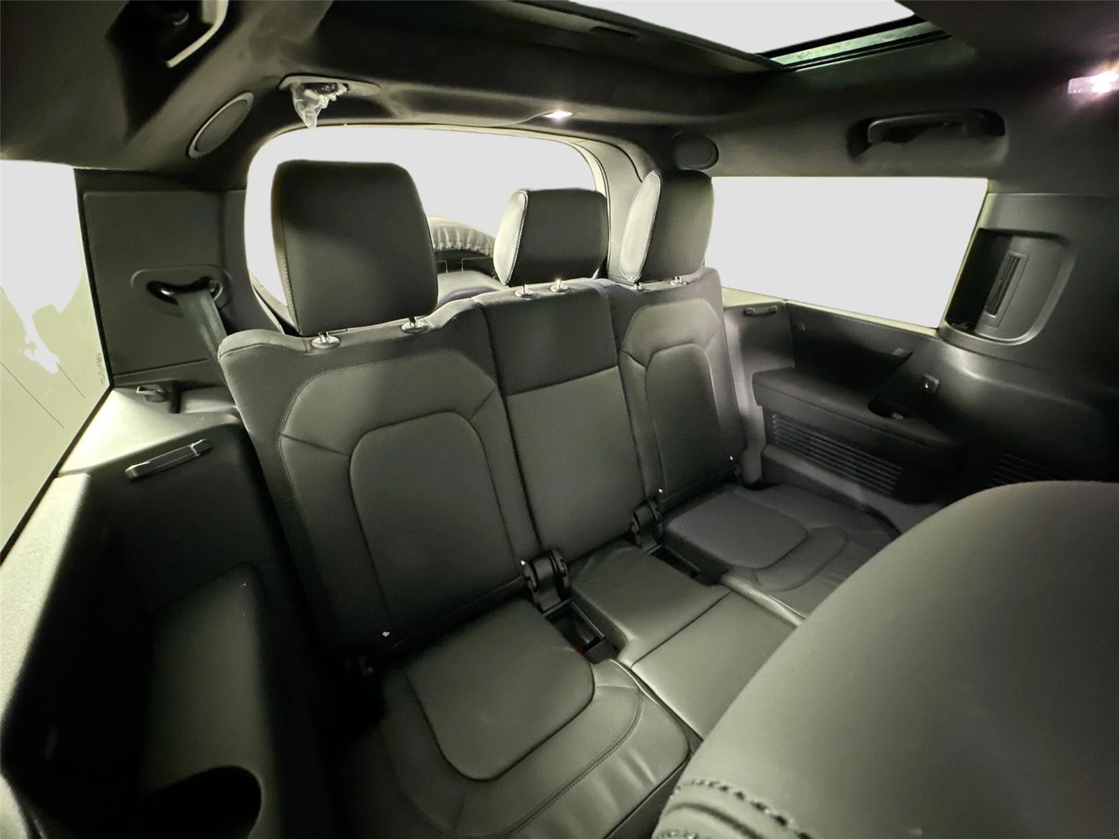 New 2026 Borasco Grey LAND ROVER X image 32
