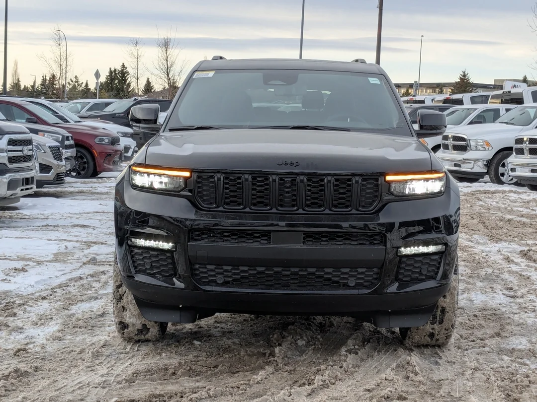 New 2025 Black Jeep Limited - - 4x4 - Luxury Tech II - Black App Pkge - Panoramic Sunroof & More! image 3