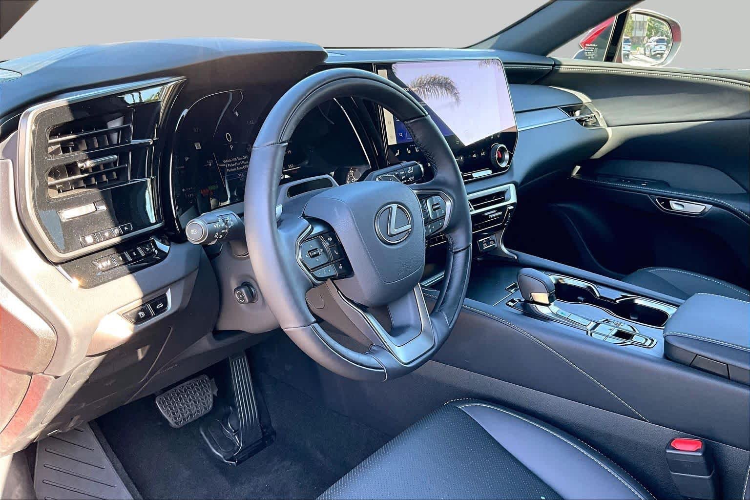 2026 Lexus RX 450h+ Premium - Photo 10