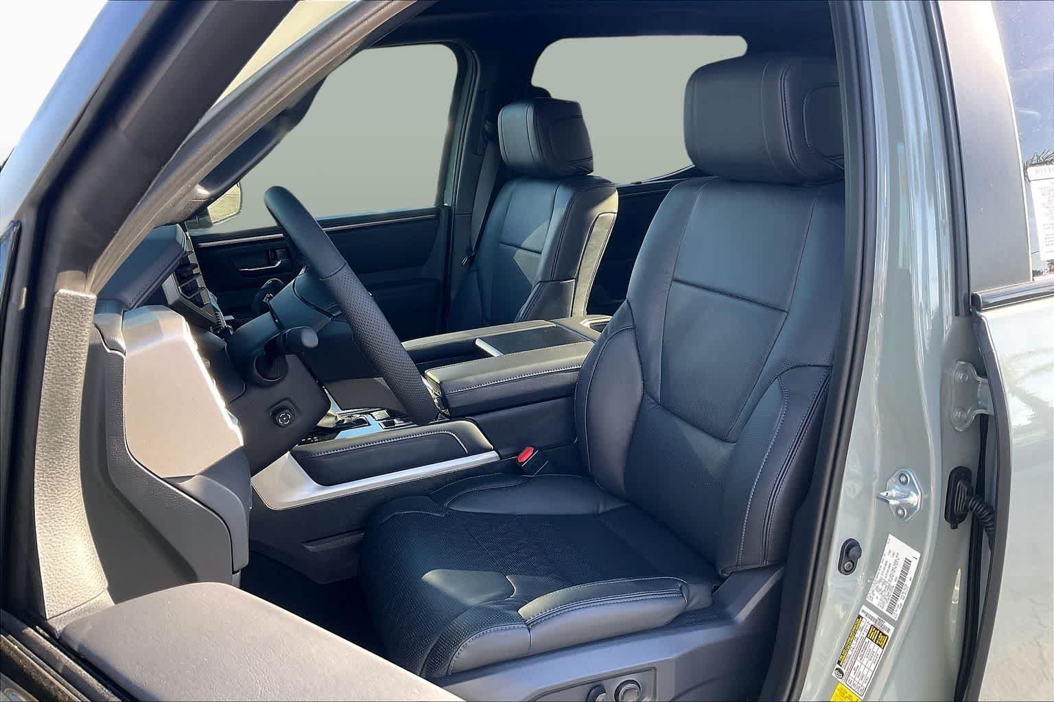 2026 Toyota Tundra Platinum - Photo 9