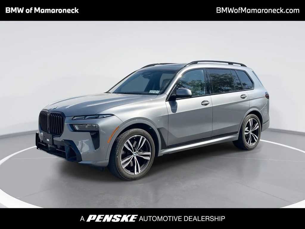 2023 BMW X7 xDrive40i's photo