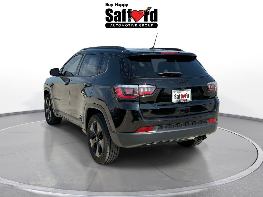 Used 2018 Black Jeep Latitude image 5