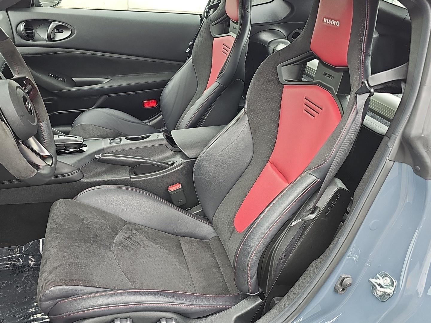 Used 2024 Stealth Gray/Super Black Nissan NISMO image 26