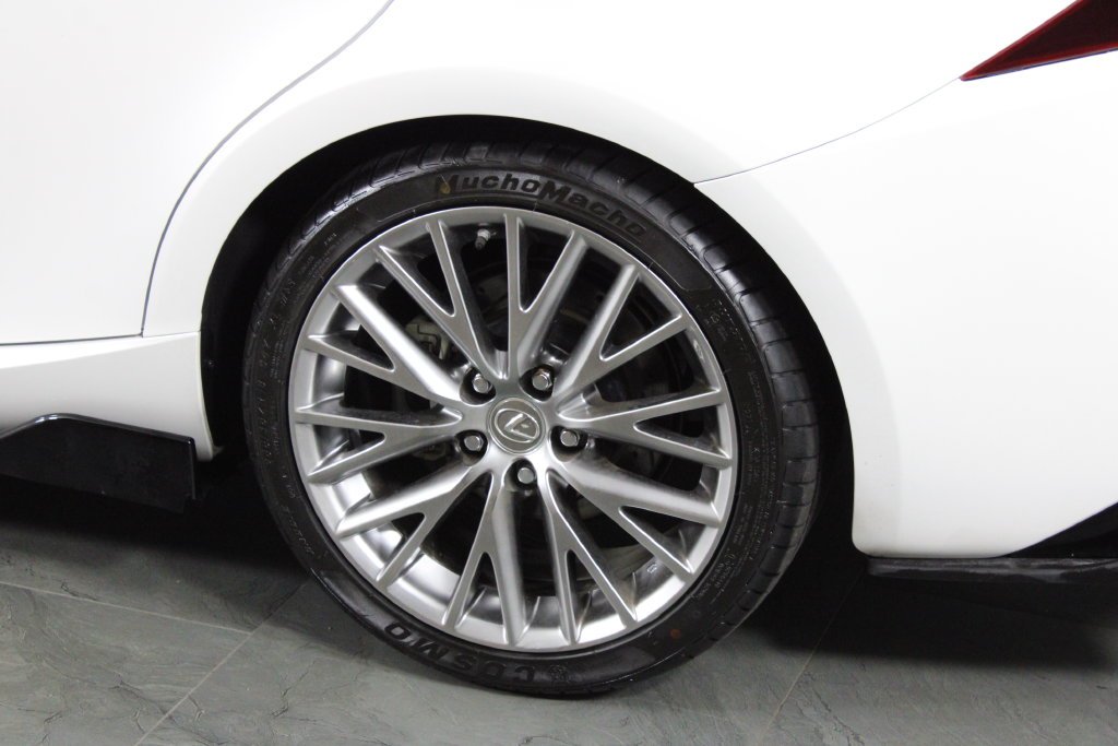 Used 2015  Lexus 250 image 13