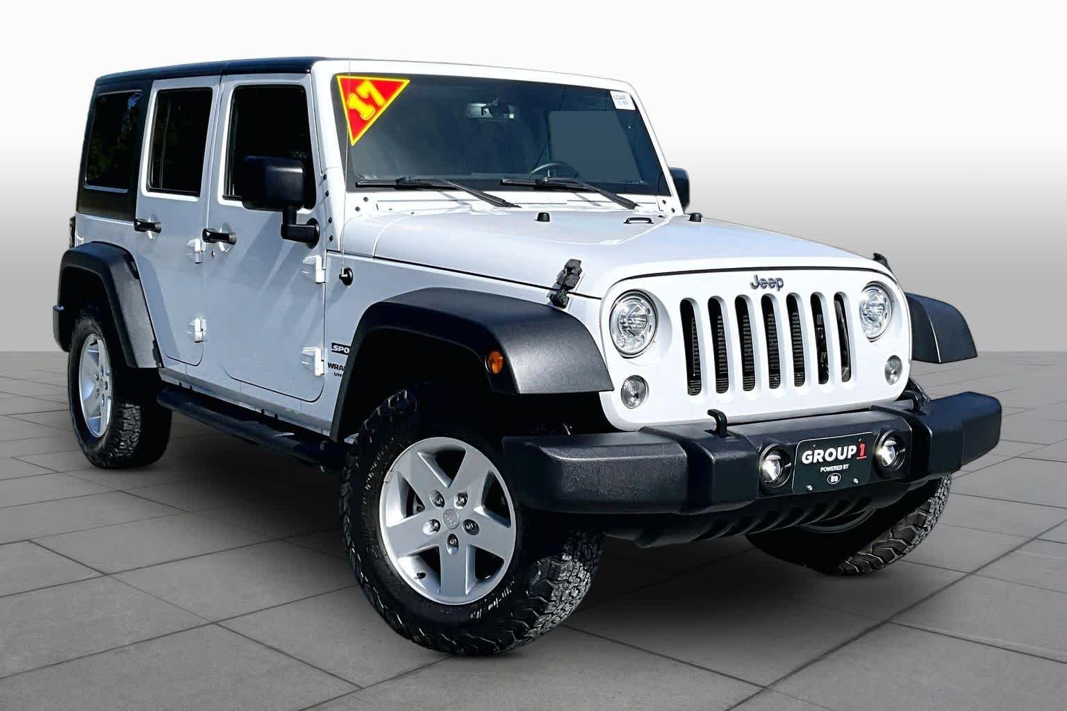 Used 2017 Bright White Clearcoat Jeep Sport image 3
