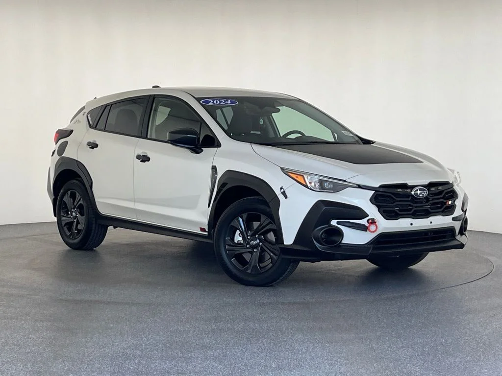Used 2024 White Subaru Base image 42