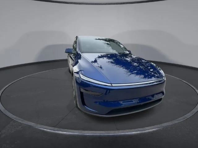 Used 2026 Tesla Model Y Premium with VIN 7SAYGDED5TF525808 for sale in Pembroke Pines, FL