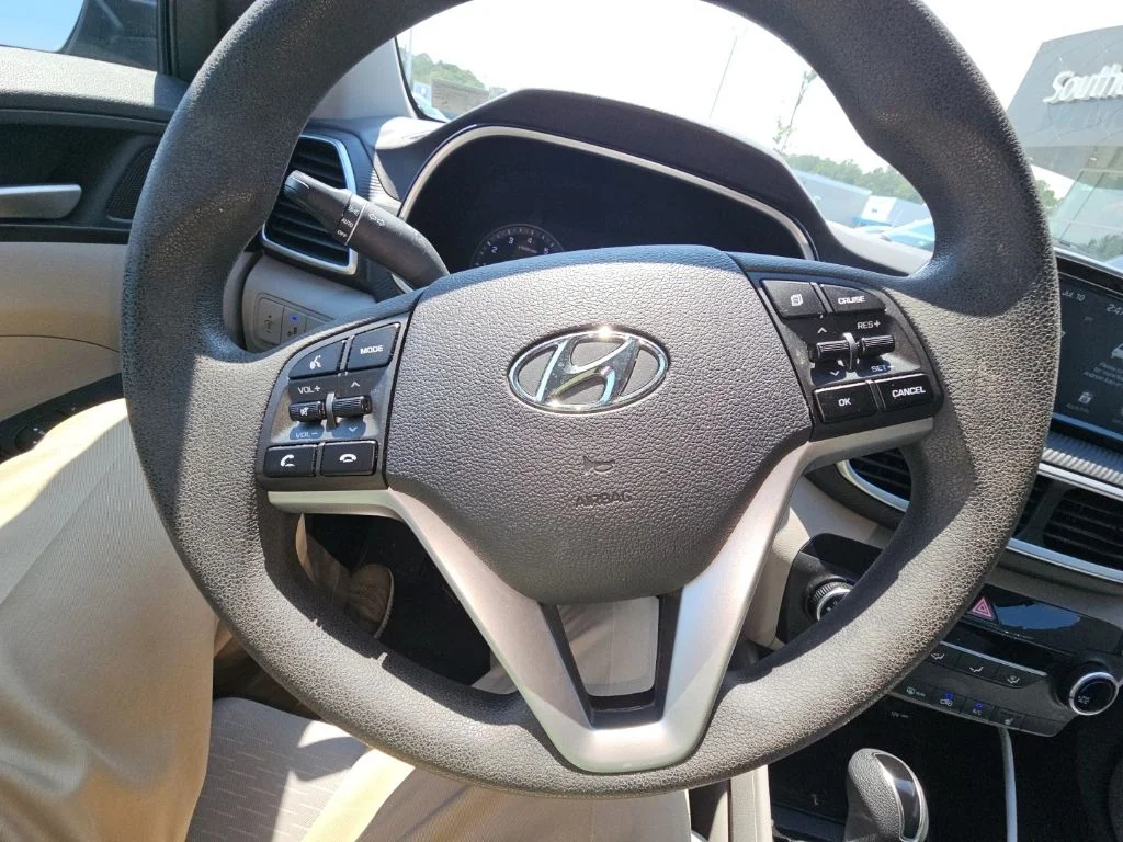 Used 2019 Gray Hyundai Value image 15