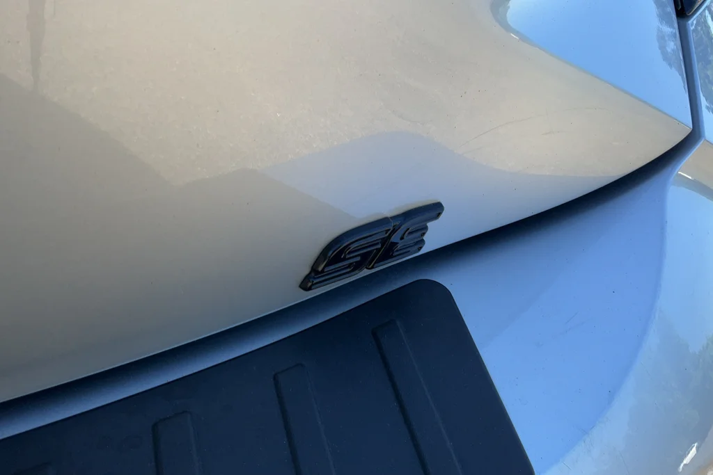 2023 Toyota Corolla Hatchback SE - Photo 28