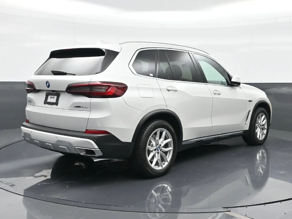 Used 2023 Mineral White Metallic BMW xDrive45e image 14