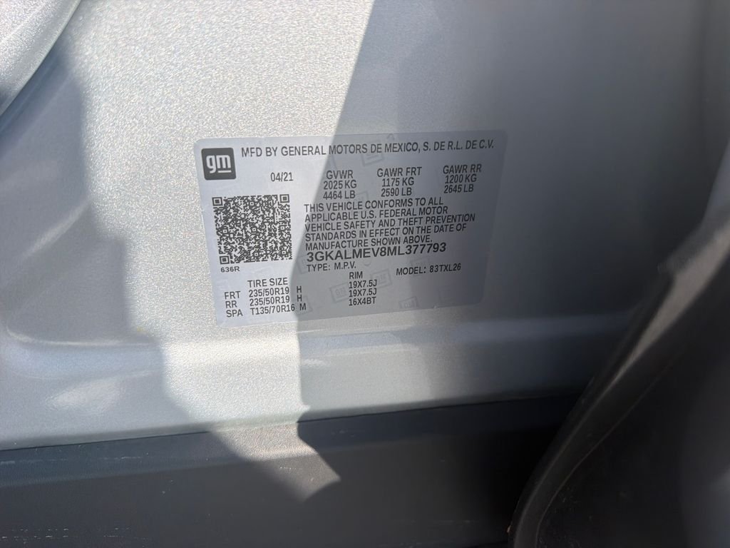 Used 2021 Silver GMC SLE image 22