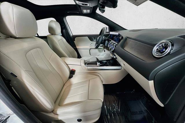 New 2026 Polar White Mercedes-Benz GLA 250 image 56