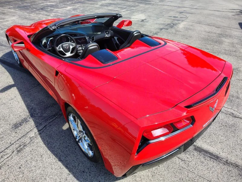 Used 2017 Red Chevrolet Stingray image 21