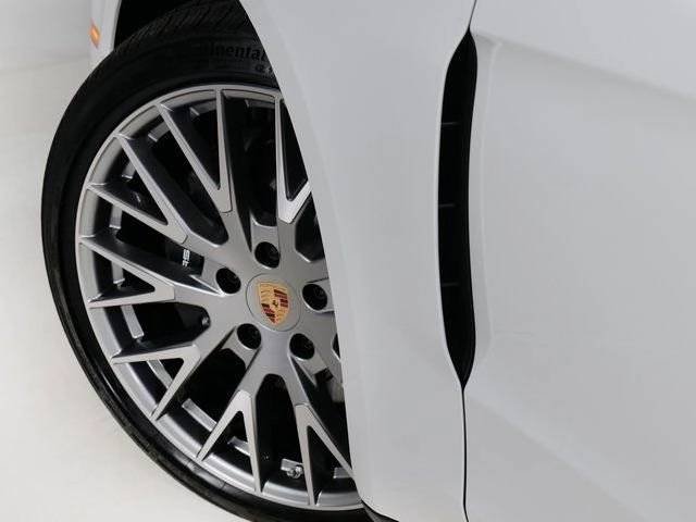 New 2025 White Porsche 4 image 25
