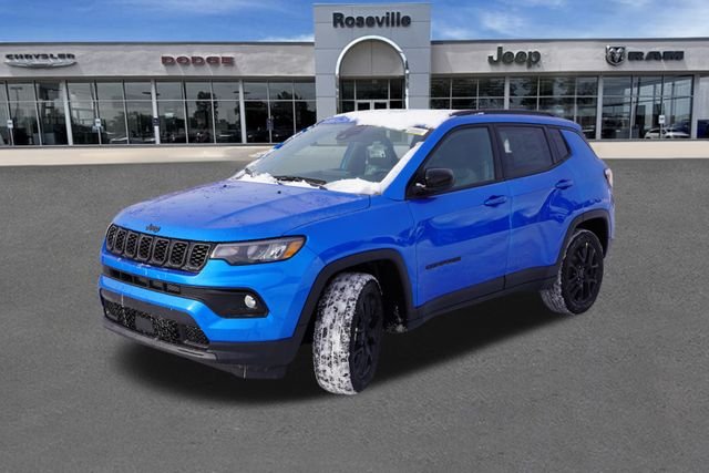 New 2026 Hydro Blue Pearl-Coat Exterior Paint Jeep Altitude image 7