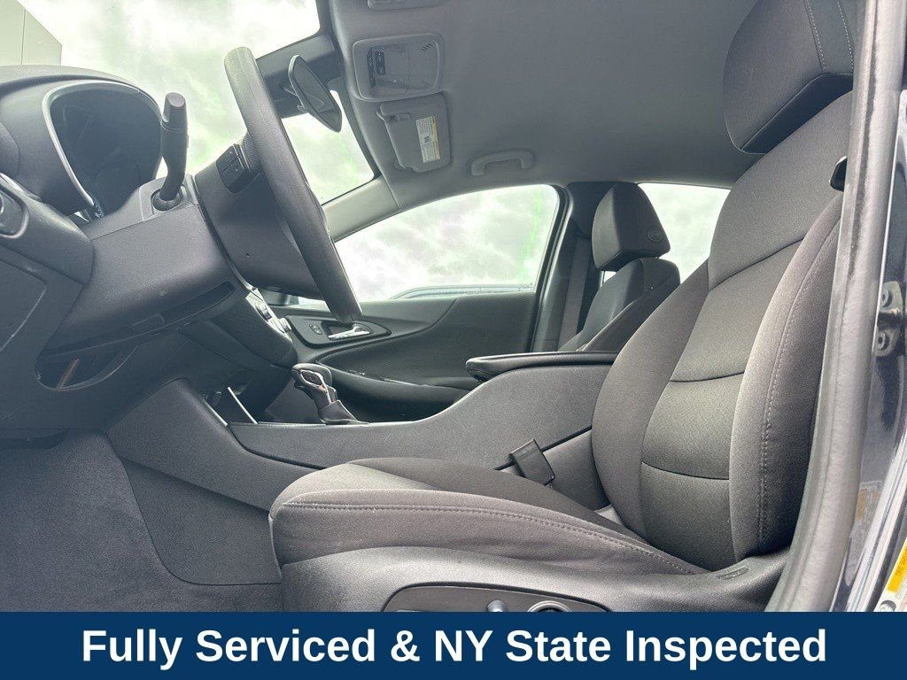 Used 2023 Chevrolet Malibu 1LT with VIN 1G1ZD5ST9PF159888 for sale in North Collins, NY