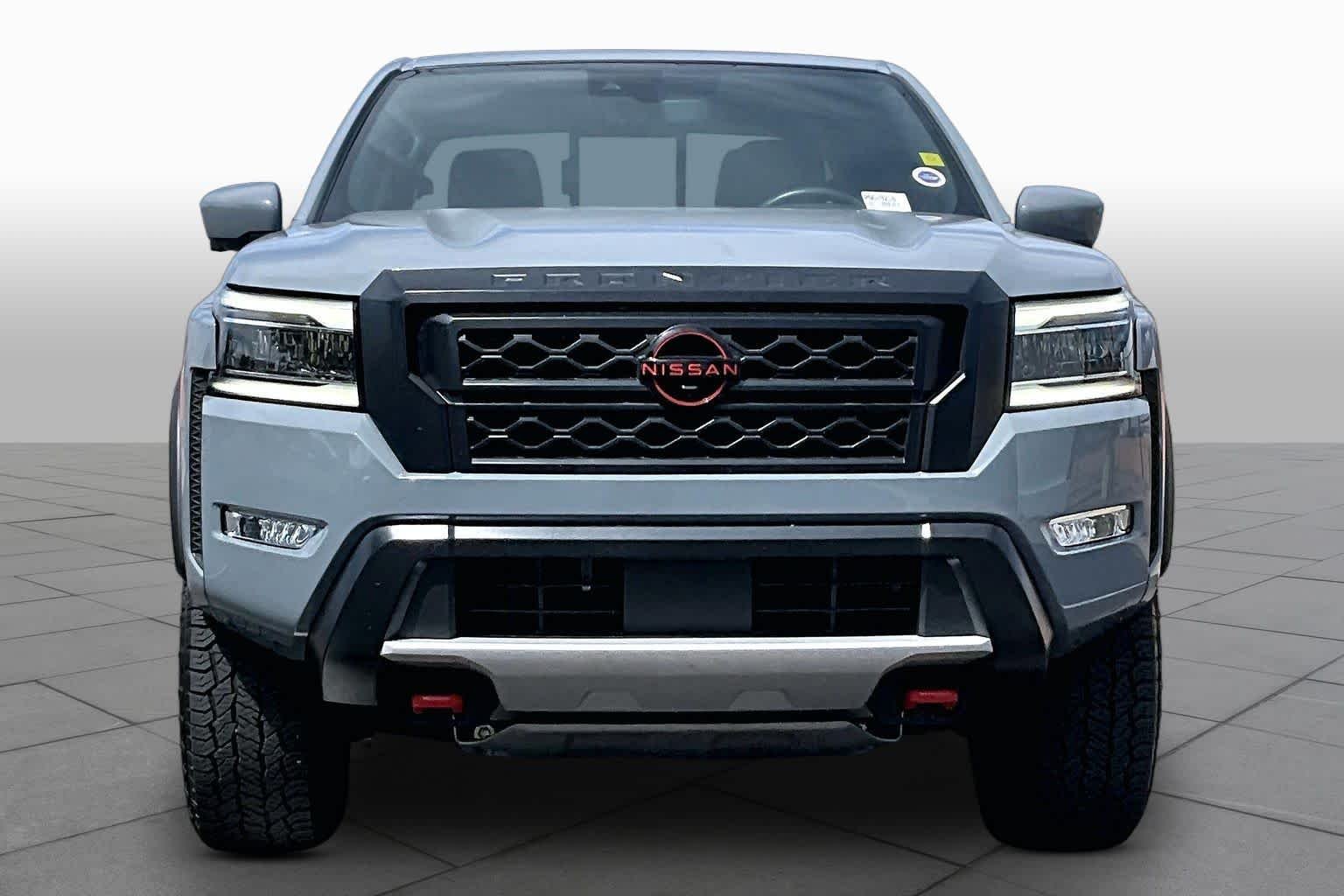 Used 2023 Boulder Gray Pearl Nissan PRO-4X image 4