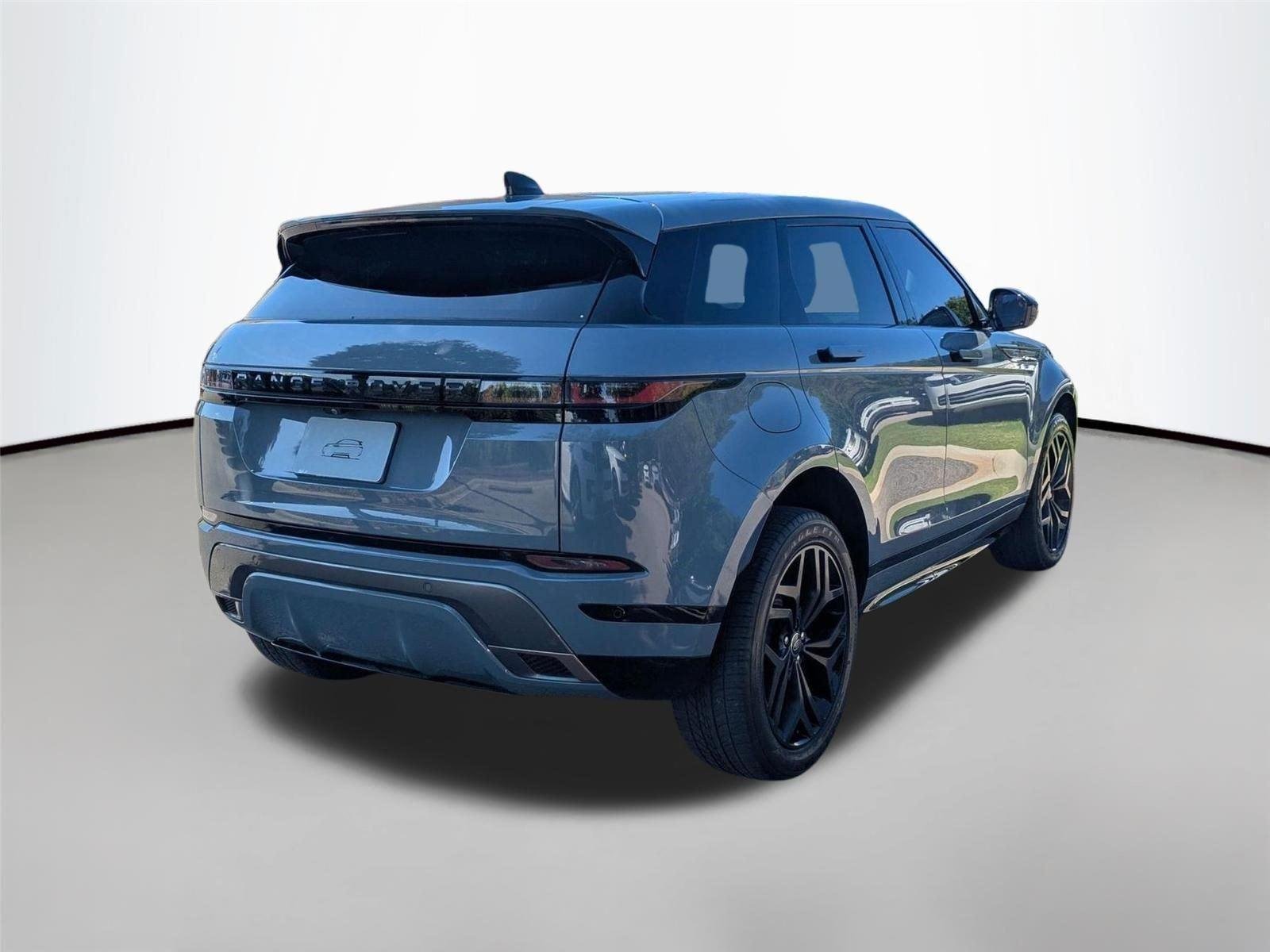 Used 2022 Nolita Grey Metallic Land Rover R-Dynamic S image 5