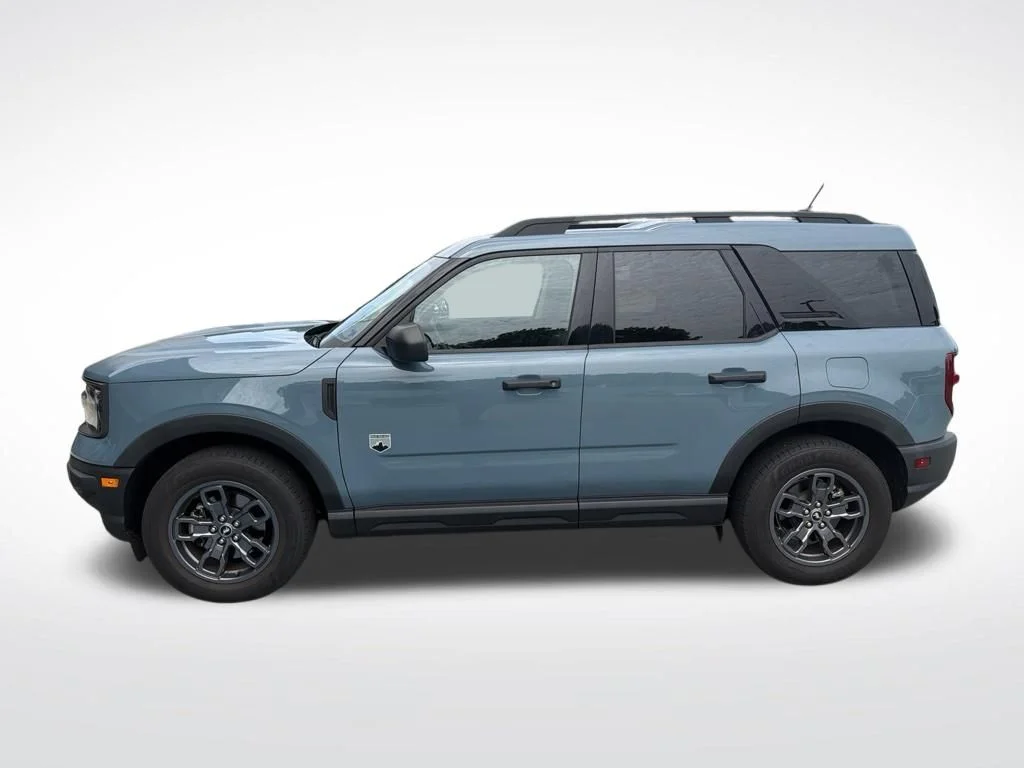 Used 2021  Ford Big Bend image 2