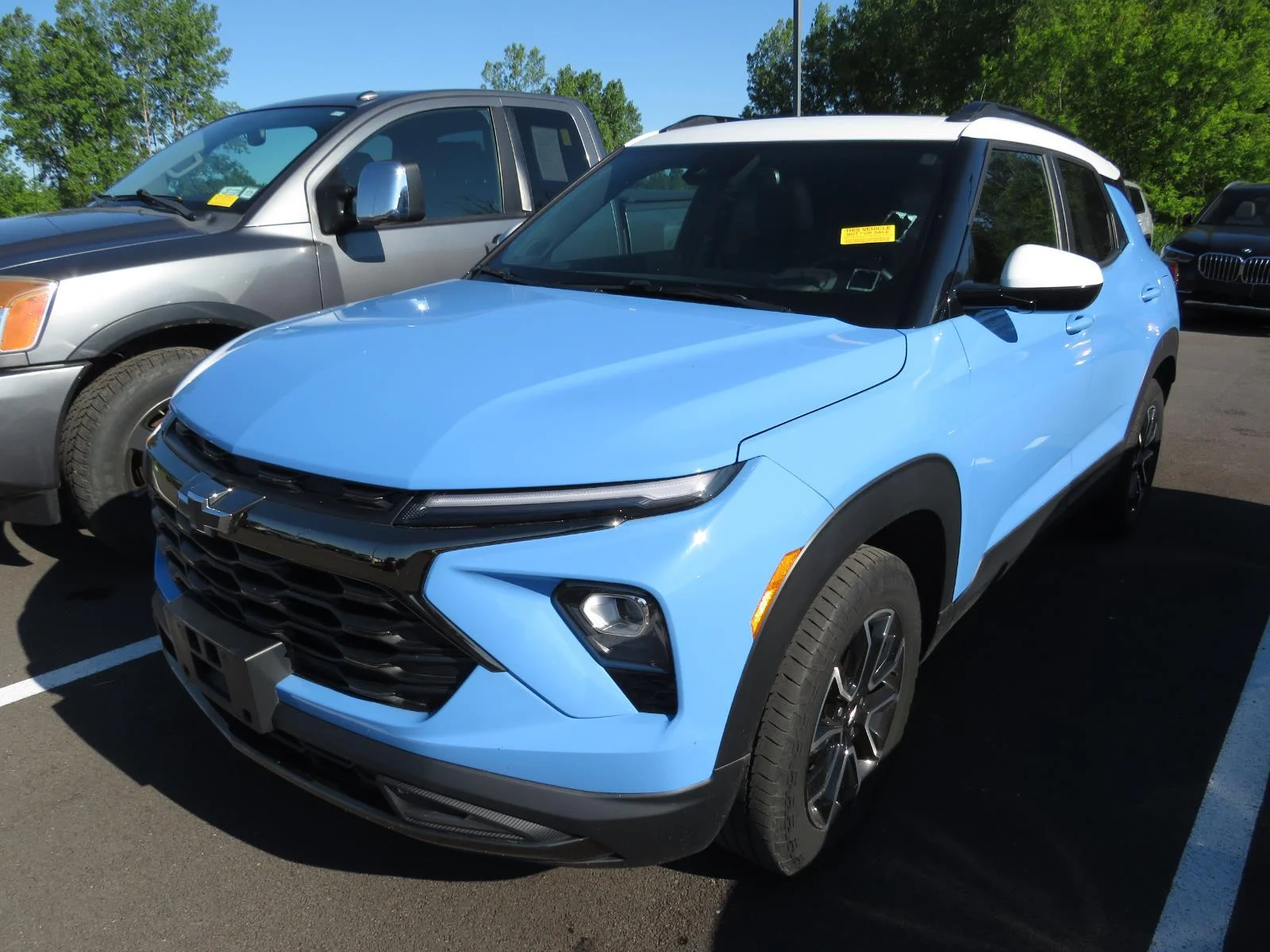 Used 2024 FOUNTAIN BLUE CHEVROLET TRUCK  image 4