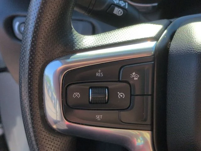 Used 2023 Gray Chevrolet LT image 17