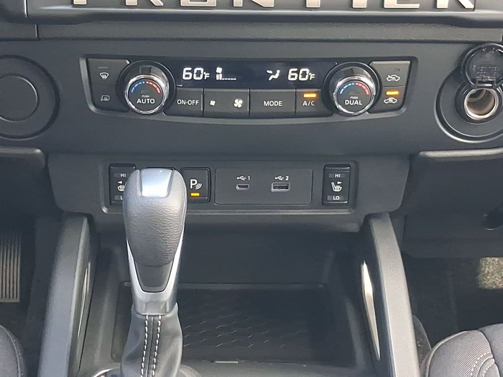 New 2027 Super Black Nissan Crew Cab SV image 5