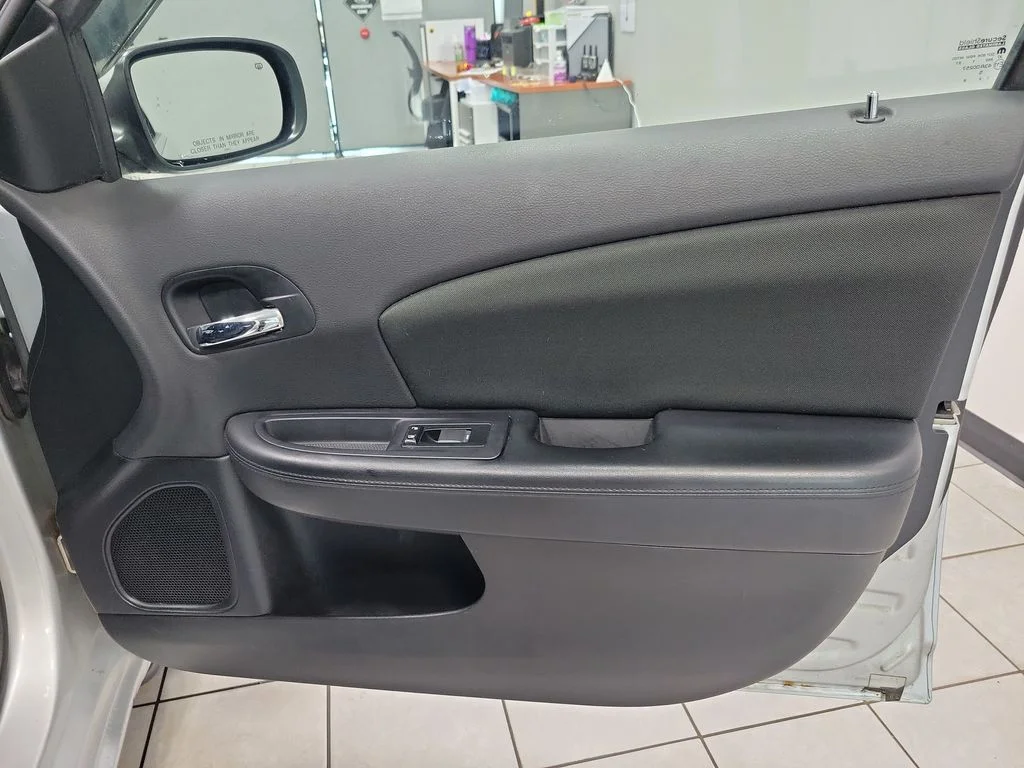 Used 2012 Silver Chrysler Touring image 17