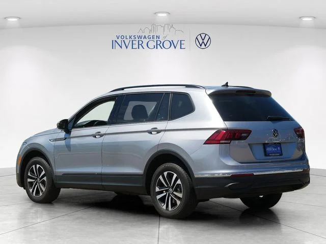 Certified Used 2023 Silver Volkswagen 2.0T S image 5
