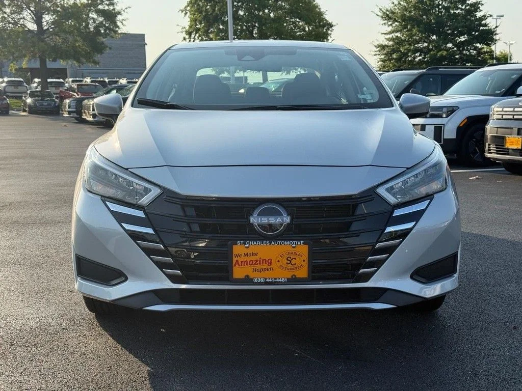 Certified Used 2025 Silver Nissan 1.6 SV image 9